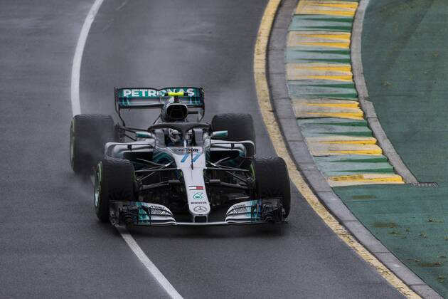 24th March 2018, Melbourne Grand Prix Circuit, Melbourne, Australia; Melbourne Formula One Grand Prix, qualifying; The number 77 Mercedes AMG Petronas driven by Valtteri Bottas  ActionPlus12004729