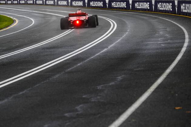 VETTEL Sebastian (ger), Scuderia Ferrari SF71H, action during 2018 Formula 1 championship at Melbourne, Australian Grand Prix, from March 22 To 25 - s: FIA Formula One World Championship WM Weltmeisterschaft 2018, Melbourne, Victoria : Motorsports: Formula 1 2018 Rolex Australian Grand Prix, Melbourne Australia