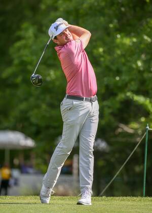 HUMBLE, TX - APRIL 01: Keegan Bradley (USA) watches his tee shot on 2 during the final round of the Houston Open on April 1, 2018 at the Golf Club of Houston in Humble, Texas. (Photo by Leslie Plaza Johnson Icon Sportswire) GOLF: APR 01 PGA Golf Herren - Houston Open Icon180401009 EDITORIAL USE ONLY