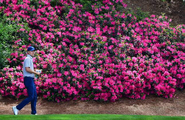 Jordan Spieth walks to the 12th green during a practice round before the start of the Masters at Augusta National Golf Club, on April 2, 2018 in Augusta, Georgia.  AUG20180402314 KEVINxDIETSCH