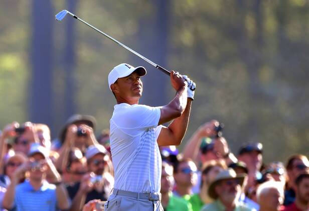 Tiger Woods hits off the 12th tee during a practice round prior to the Masters golf tournament at the Augusta National Golf Club, on April 3, 2018 in Augusta, Georgia.  AUG20180403318 KEVINxDIETSCH