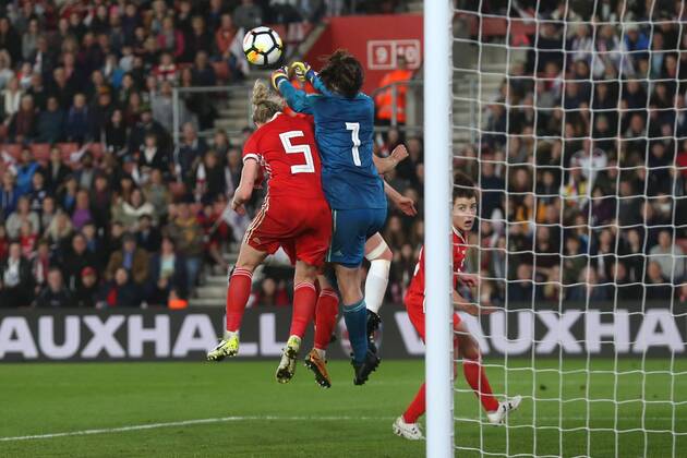 England Women v Wales Women 2019 FIFA Womens World Cup Qualifier Laura O Sullivan of Wales punches clear during the 2019 FIFA Womens World Cup Qualifying match at the St Mary s Stadium, Southampton Content Not Available For UK Newspapers Copyright: xPaulxChestertonx FIL-11617-0021