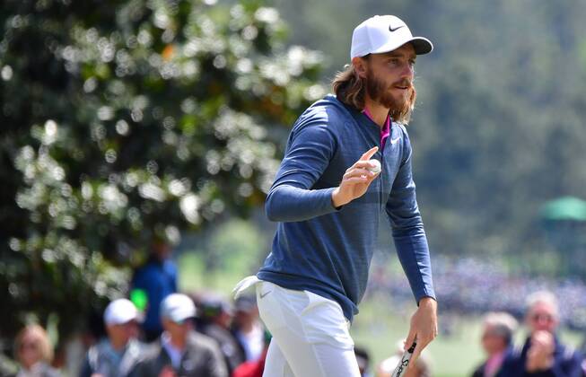 Tommy Fleetwood of England reacts after making a putt for par on the 1st hole in the final round of the 2018 Masters Tournament at the Augusta National Golf Club in Augusta, Georgia, on April 8, 2018.  AUG20180408109 KEVINxDIETSCH