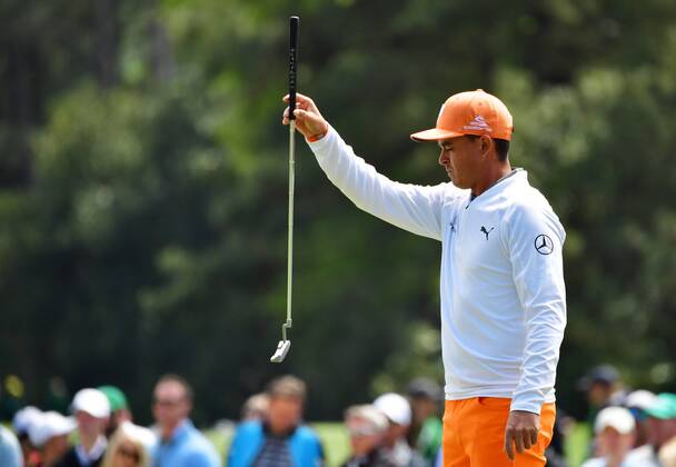 Rickie Fowler lines up a putt on the 1st hole in the final round of the 2018 Masters Tournament at the Augusta National Golf Club in Augusta, Georgia on April 8, 2018.  AUG20180408107 KEVINxDIETSCH