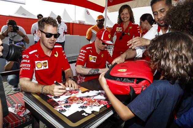 VETTEL Sebastian (ger), Scuderia Ferrari SF71H, portrait during 2018 Formula 1 FIA World Championship WM Weltmeisterschaft Bahrain Grand Prix, Sakhir Bahrain