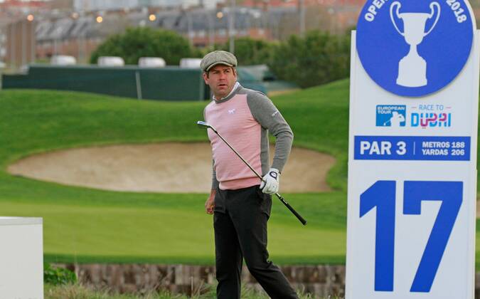 Robert Rock of England reacts after his tee shot on the seventeenth hole on the second day of the Spanish Open golf tournament in Madrid, Spain, 13 April 2018. Spanish Open golf tournament !ACHTUNG: NUR REDAKTIONELLE NUTZUNG!  Copyright: xVICTORxLERENAx GRAF3081 20180413-636592325634867316