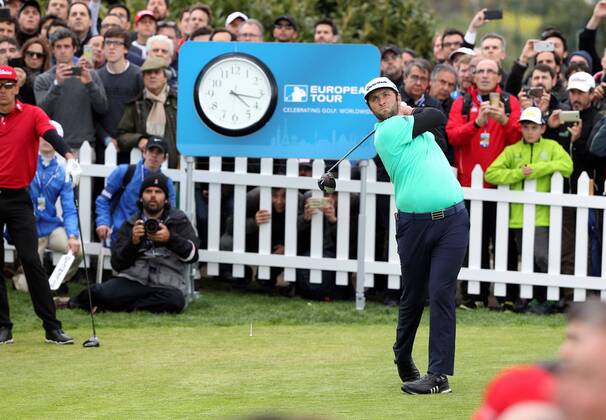 Spanish Jon Rahm during the second day of the Spain Open 2018 91st edition, at the Golf National Center in Madrid, Spain, 13 April 2018. The event is held from April 12 to 15 2018. Spain Open 2018 !ACHTUNG: NUR REDAKTIONELLE NUTZUNG!  Copyright: xVictorxLerenax GRAF3175 20180413-636592405514096925