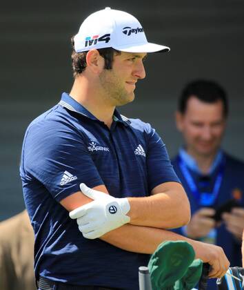 Jon Rahm of Spain reacts on the third day of Madrid Open golf tournament at the National Golf Course in Madrid, Spain, 14 April 2018. The Madrid Open runs from 12 to 15 April. Madrid Open !ACHTUNG: NUR REDAKTIONELLE NUTZUNG!  Copyright: xVICTORxLERENAx GRAF3602 20180414-636593128261129084