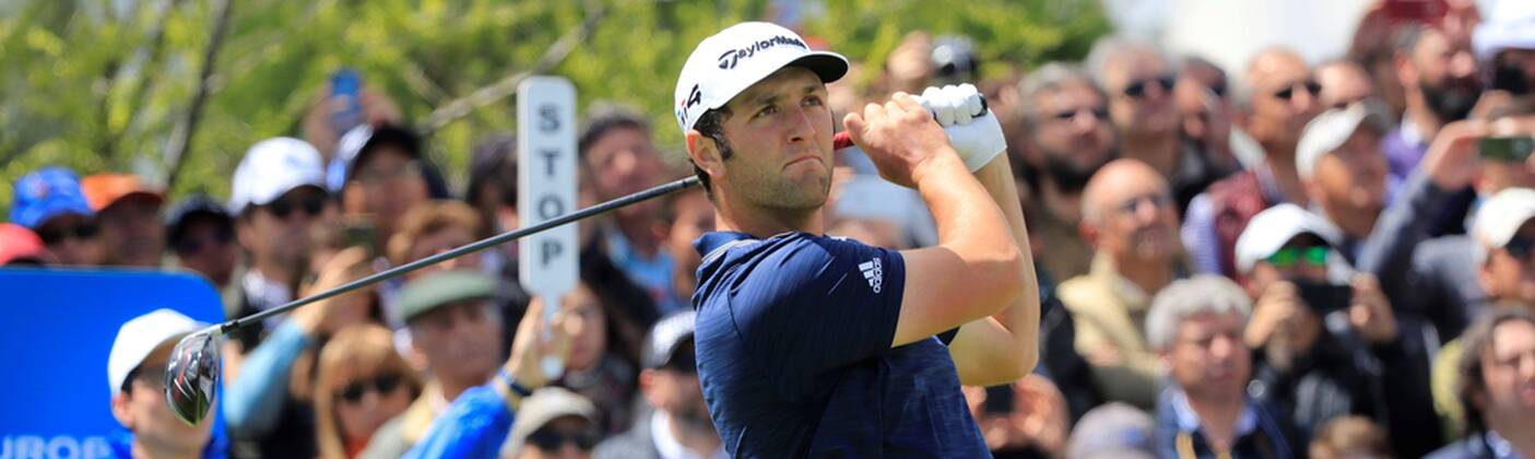 Jon Rahm of Spain hits his tee shot on the third day of Madrid Open golf tournament at the National Golf Course in Madrid, Spain, 14 April 2018. The Madrid Open runs from 12 to 15 April. Madrid Open !ACHTUNG: NUR REDAKTIONELLE NUTZUNG!  Copyright: xVICTORxLERENAx GRAF3601 20180414-636593128883777377