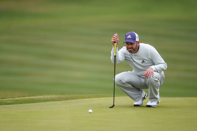 SAN ANTONIO, TX - APRIL 20: Sergio Garcia lines up a putt during the second round of the Valero Texas Open at the TPC San Antonio Oaks Course in San Antonio, TX on April 20, 2018. (Photo by Daniel Dunn Icon Sportswire) GOLF: APR 20 PGA Golf Herren - Valero Texas Open Icon18042009 EDITORIAL USE ONLY