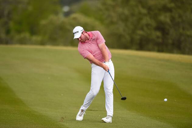 SAN ANTONIO, TX - APRIL 20: Grayson Murray hits out of the fairway during the second round of the Valero Texas Open at the TPC San Antonio Oaks Course in San Antonio, TX on April 20, 2018. (Photo by Daniel Dunn Icon Sportswire) GOLF: APR 20 PGA Golf Herren - Valero Texas Open Icon18042031 EDITORIAL USE ONLY