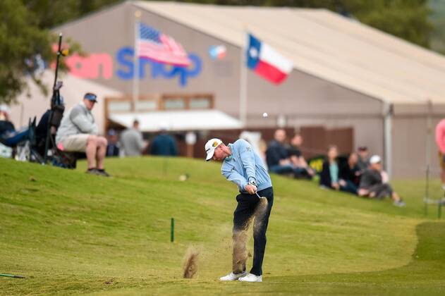 SAN ANTONIO, TX - APRIL 20: Vaughn Taylor hits out of the rough during the second round of the Valero Texas Open at the TPC San Antonio Oaks Course in San Antonio, TX on April 20, 2018. (Photo by Daniel Dunn Icon Sportswire) GOLF: APR 20 PGA Golf Herren - Valero Texas Open Icon18042034 EDITORIAL USE ONLY
