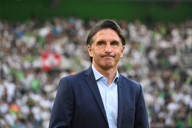 Soccer 1 BL Season 2017 2018 Matchday 31 Borussia Mönchengladbach vs VFL Wolfsburg 20 04 2018 Stadion im Borussia Park Mönchengladbach Bruno Labbadia Coach VfL Wolfsburg Promotion Single Picture