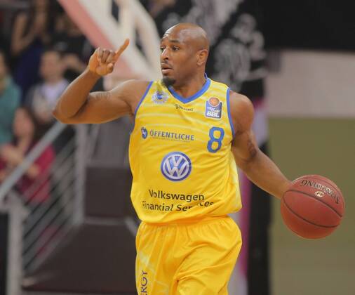 Bonn Germany 27 04 2018 Basketball Bundesliga BBL Telekom Baskets Bonn vs Loewen Braunschweig DeAndre Lansdowne Braunschweig in action