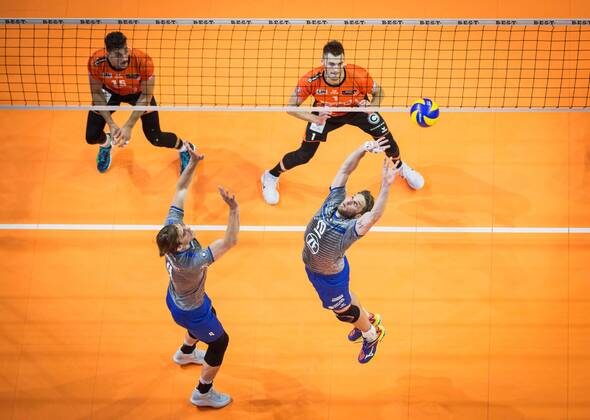 Berlin Germany 29 04 2018 Andreas Takvam Friedrichshafen 4 and Simon Tischer Friedrichshafen 10 at the Playoff Finale Game 2 of the Volleyball Bundesliga between Berlin Recycling Volleys and VfB Friedrichshafen