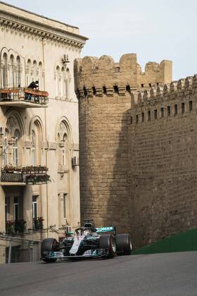 (180429) -- BAKU, April 29, 2018 -- Mercedes Lewis Hamilton of Britain competes during the Azerbaijan Formula One Grand Prix in Baku, Azerbaijan, April 29, 2018. ) (SP)AZERBAIJAN-BAKU-F1-AZERBAIJAN GRAND PRIX WuxZhuang 