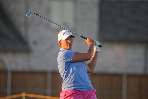 THE COLONY, TX - MAY 04: Angela Stanford (USA) hits from the 12th tee during the first round of the Volunteers of America LPGA Golf Damen Texas Classic on May 4, 2018 at the Old American Golf Club in The Colony, TX. (Photo by George Walker Icon Sportswire) GOLF: MAY 04 LPGA - Volunteers of America Texas Classic Icon180504401 EDITORIAL USE ONLY