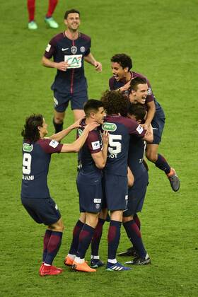 joie des joueurs du PSG apres le but de LO CELSO Giovani (PSG) FOOTBALL : Les herbiers vs PSG - Finale de la Coupe de France - St Denis - 08 05 2018 JBAutissier Panoramic 