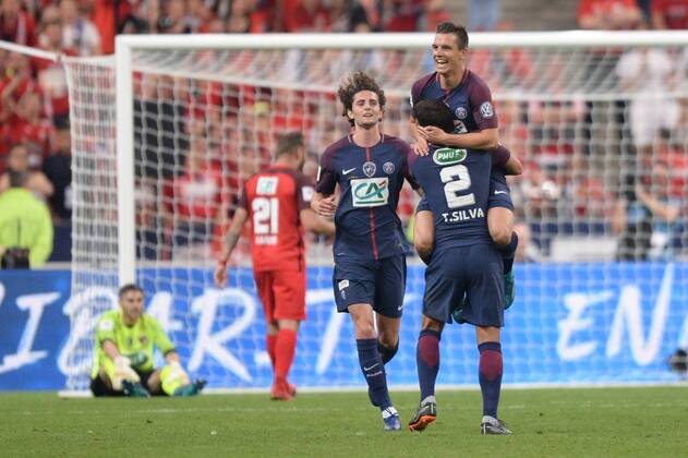 18 GIOVANI LO CELSO (PSG) - 25 ADRIEN RABIOT (PSG) - JOIE FOOTBALL : Les Herbiers vs Paris SG - Coupe de France - Finale - 08 05 2018 AnthonyBIBARD FEP Panoramic