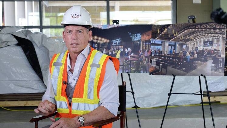 May 8, 2018 - Arlington, TX, USA - Troy Aikman announces the new restaurant to open at Texas Live! during a media tour of the construction site on Tuesday, May 8, 2018 in Arlington, Texas. A media tour of the construction site for the new Texas Live! - ZUMAm67_ 20180508_zaf_m67_010 Copyright: xMaxxFaulknerx