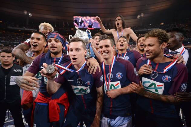 03 PRESNEL KIMPEMBE (PSG) - 16 ALPHONSE AREOLA (PSG) - 20 LAYVIN KURZAWA (PSG) - 23 JULIAN DRAXLER (PSG) - 18 GIOVANI LO CELSO (PSG) - 09 EDINSON CAVANI (PSG) - 02 THIAGO SILVA (PSG) - 10 NEYMAR JR (PSG) - JOIE FOOTBALL : Les Herbiers vs Paris SG - Coupe de France - Finale - 08 05 2018 AnthonyBIBARD FEP Panoramic 
