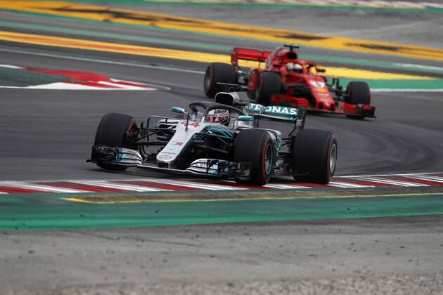 Photo4 LaPresse 12 05 2018 Barcelona, Spain Grand Prix Formula One Spain 2018 In the pic: Lewis Hamilton (GBR) Mercedes AMG F1 W09 and Sebastian Vettel (GER) Scuderia Ferrari SF71H & xa9; Photo4 LaPresse 12 05 2018 Barcelona, Spain Sport Grand Prix Formula One Spain 2018 In the pic: Lewis Hamilton (GBR) Mercedes AMG F1 W09 and Sebastian Vettel (GER) Scuderia Ferrari SF71H  Copyright: xPhoto4 LaPressex