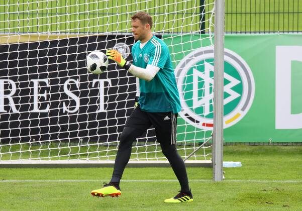 Goalkeeper Manuel Neuer Germany Germany 24 05 2018 Training of the German national team for the World Cup preparation in the sports zone Rungg in Eppan South Tyrol