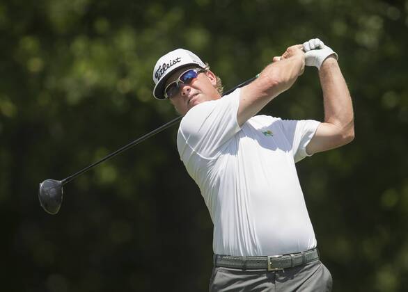 May 25, 2018 - Fort Worth, TX, USA - FORT WORTH, TX - MAY 25, 2018 - Charley Hoffman tees off on the 9th hole during the second round of the 2018 Fort Worth Invitational PGA Golf Herren at Colonial Country Club in Fort Worth, Texas 2018 Fort Worth Invitational PGA - ZUMAsc5_ 20180525_zaf_sc5_020 Copyright: xErichxSchlegelx