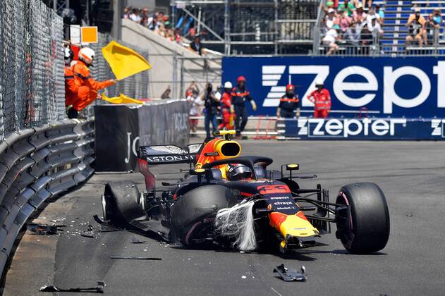 Crash Max Verstappen Red Bull Racing formula 1 GP Monaco 26 05 2018 Photo mspb Jean Petin Crash Max Verstappen formula 1 GP Monaco 2018