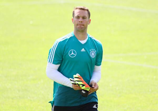 Goalkeeper Manuel Neuer Germany Germany 28 05 2018 Training of the German national team for the World Cup preparation in the sports zone Rungg in Eppan South Tyrol
