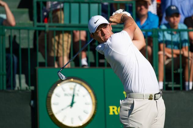 Rory McIlroy from Northern Ireland tees off on the 10th hole in the first round of the 118th U.S. Open Championship at Shinnecock Hills Golf Club in Southampton, New York on June 14, 2018.  NYP20180614104 COREYxSIPKIN