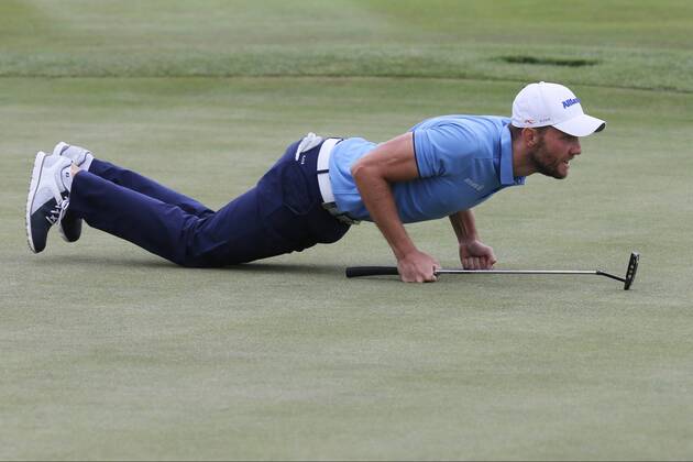 Max Kieffer GER plays to control the victory with 3 day putting line while lying down 30 BMW International Open Golf Open Golf Gut Laerchenhof Koeln 23 06 2018 BMW International Open Golf Koeln Copyright: xRoskaritzx Eibner-Pressefotox EP_fh_rrz