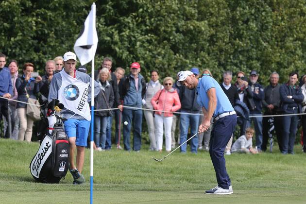 Max Kieffer GER plays for the victory with 3 day 30 BMW International Open Golf Open Gut Laerchenhof Koeln 23 06 2018 BMW International Open Golf Koeln Copyright: xRoskaritzx Eibner-Pressefotox EP_fh_rrz