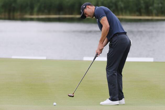 Martin Kaymer GER plays for the winner with the last put to birdie on hole 18 he saves the 2nd place Emotion Relief Platz 2 4 Day 30 BMW International Open Golf Golf Open Good Lärchenhof Cologne 24 06 2018 BMW International Open Golf Cologne Copyright: xRoskaritzx Eibner-Pressefotox EP_fh_rrz