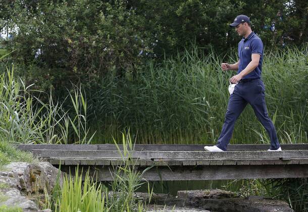 Golf 30 BMW International Open Golf Club Lärchenhof Pulheim near Cologne on 24 June 2018 Martin KAYMER GER crosses a bridge on his way to the fairway