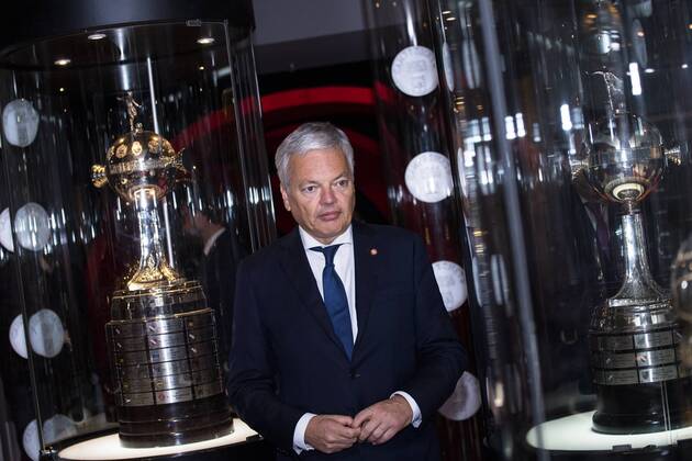 Vice-Prime Minister and Foreign Minister Didier Reynders pictured during a visit to the Club Atlético River Plate in Buenos Aires on the first day of a Belgian Economic mission to Argentina, Monday 25 June 2018 in Buenos Aires, Argentina. Several federal and regional ministers accompany the princess on a week-long economic mission to Argentina and Uruguay. LAURIExDIEFFEMBACQ x84008367stx