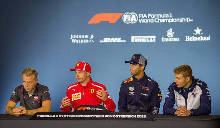 28 06 2018 Red Bull Ring Spielberg AUT FIA Formula 1 Grand Prix of Austria Preliminary Reports pic Kevin Magnussen DEN Haas Kimi Raeikkoenen FIN Scuderia Ferrari Daniel Ricciardo AUS Red Bull Racing Sergey Sirotkin RUS Williams fl. Danish Formula One driver Kevin Magnussen of Haas Finnish Formula One driver Kimi Raeikkoenen of Scuderia Ferrari Formula One driver Sergei Sirotkin of Williams during the Austrian Formula One Grand Prix at the Red Bull Ring at Spielberg France on 2018 06 28 Spielberg  EX_ANG