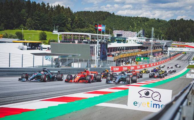 01 07 2018 Red Bull Ring Spielberg AUT FIA Formula 1 Grand Prix of Austria race in picture Start Lewis Hamilton GBR Mercedes Kimi Raeikkoenen FIN Scuderia Ferrari Finnish Formula One driver Valtteri Bottas of Mercedes British Formula One driver Lewis Hamilton of Mercedes Finnish Formula One driver Kimi Raeikkoenen of Scuderia Ferrari Formula One driver Valtteri Bottas of Mercedes during the Austrian Formula One Grand Prix at the Red Bull Ring in Spielberg France on 2018 07 01 Spielberg  EX_FEI
