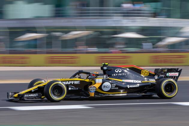 6th July 2018, Silverstone Circuit, Silverstone, England; British Formula One Grand Prix, Friday free practice; Carlos Sainz Jr in his Renault Formula One Team Renault RS18  ActionPlus12044433 TimxWilliams