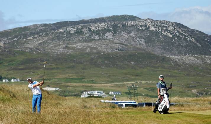 2018 Dubai Duty Free Irish Open - Day 2, Ballyliffin Golf Club, Co. Donegal 6 7 2018 Peter Uihlein on the 2nd hole Peter Uihlein on the 2nd hole 6 7 2018 Copyright: x©INPHO OisinxKeniryx MT2_5396