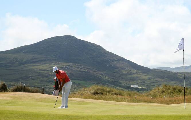 2018 Dubai Duty Free Irish Open, Ballyliffin Golf Club, Co. Donegal 8 7 2018 Erik van Rooyen on the 2nd green Erik van Rooyen on the 2nd green 8 7 2018  Copyright: x©INPHO OisinxKeniryx MT2_8140