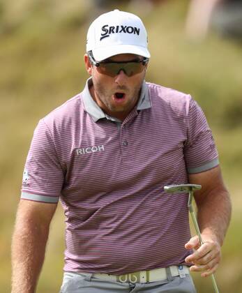 2018 Dubai Duty Free Irish Open, Ballyliffin Golf Club, Co. Donegal 8 7 2018 Ryan Fox dejected on the 18th green after missing a putt to win Ryan Fox dejected on the 18th green after missing a putt to win 8 7 2018  Copyright: x©INPHO OisinxKeniryx OSH_8777