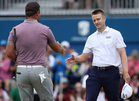 2018 Dubai Duty Free Irish Open, Ballyliffin Golf Club, Co. Donegal 8 7 2018 Ryan Fox congratulates Russell Knox on his win Ryan Fox congratulates Russell Knox on his win 8 7 2018  Copyright: x©INPHO OisinxKeniryx OSH_8983