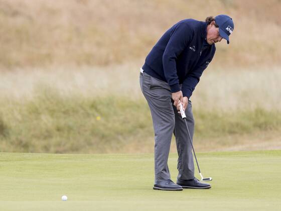 12th July 2018, Gullane Golf Club, Gullane, Scotland; Aberdeen Investments Scottish Open Golf, 1st round; Phil Mickelson putt on the 11th green  ActionPlus12046729 AlanxRennie