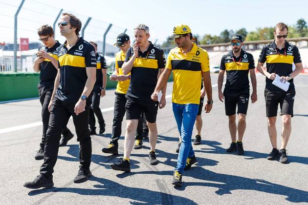 Carlos Sainz Renault Sport F1 team visits the track Grand Prix of Germany 2018 Motorsport Formula 1 19 07 2018 Grand Prix of Germany 2018 Motorsport Formula 1 19 07 2018 Hockenheim Copyright: xEIBNER AlexanderxNeisx EP_ANS