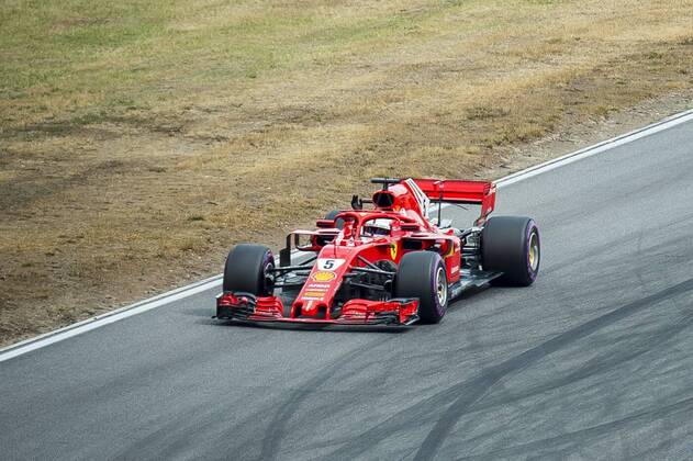 Motorsport Formula 1 Season 2018 2019 Qualifying on Saturday 21 07 2018 at the Hockenheimring in Hockenheim Germany Sebastian Vettel Scuderia Ferrari waves to the fans in the Sachskurve in the Motodrom Copyright: xInderliedx