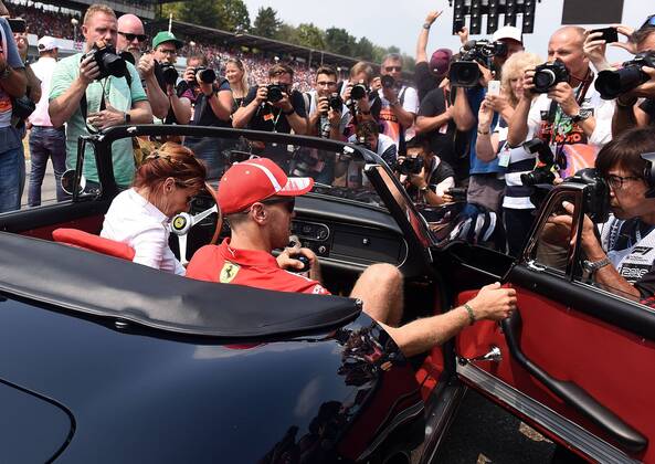 22 07 2018 xpsx Formula 1 FIA Grand Prix of Germany race 2018 emspor v l Driver parade Sebastian Vettel Ferrari Scuderia Ferrari Hockenheim