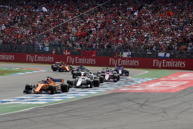 Photo4 LaPresse 22 07 2018 Hockenheimring, Germany Grand Prix Formula One Germany 2018 In the pic: Fernando Alonso (ESP) McLaren MCL32 leads Marcus Ericsson (SUE) Sauber C37  Copyright: xPhoto4 LaPressex