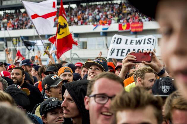 Motorsport Formula 1 Season 2018 2019 Race on Sunday 22 07 2018 at the Hockenheimring in Hockenheim Germany The fans celebrate in front of the podium Copyright: xInderliedx
