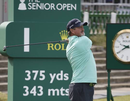 26th July 2018, Old Course at St Andrews, St Andrews, Scotland; The 2018 Senior Open Golf Championships, 1st round; Jerry Kelly (USA) plays his tee shot on the opening hole  ActionPlus12050497 AlanxMartin
